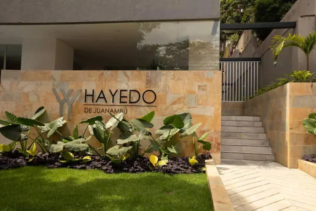 Top Location Luxury/Exclusive Rooftop Pool/Granada Cali
