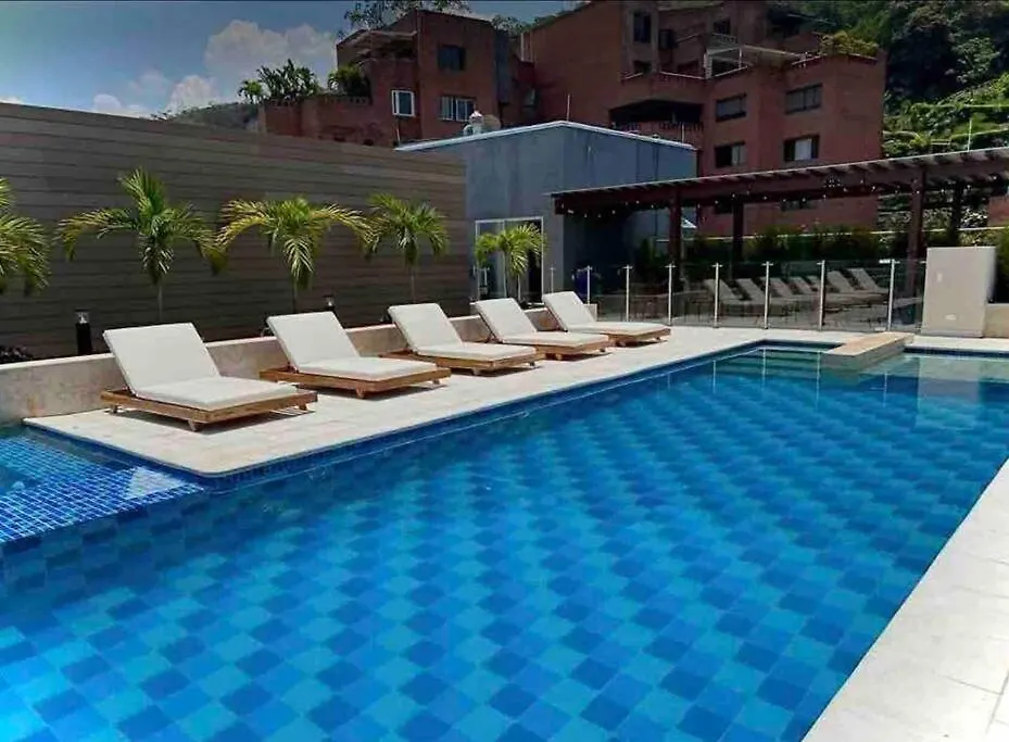 Top Location Luxury/Exclusive Rooftop Pool/Granada Cali
